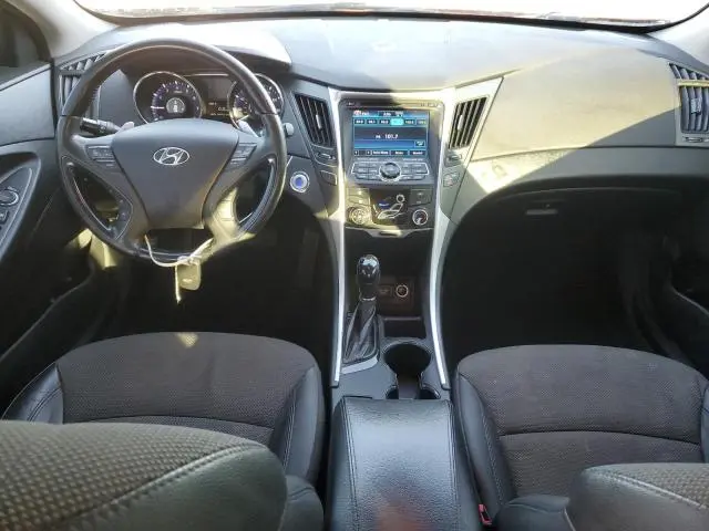 2013 HYUNDAI SONATA SE  