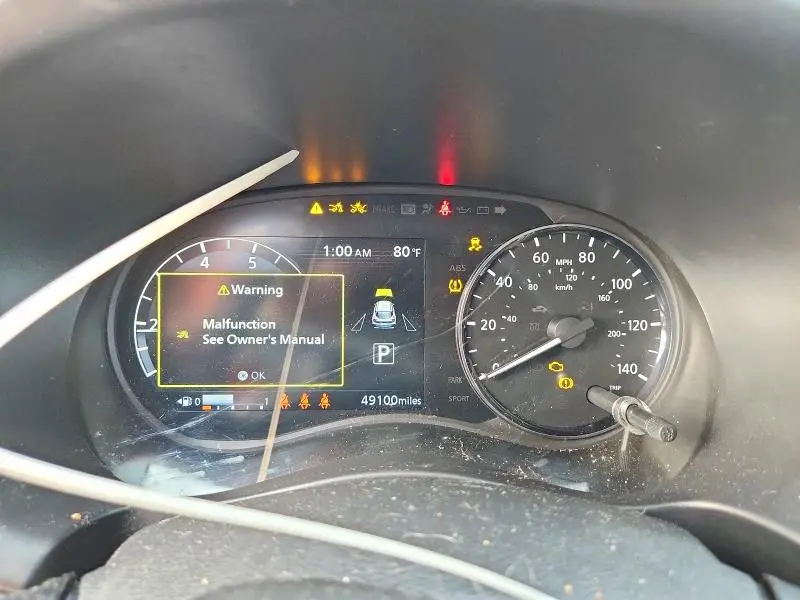 2021 NISSAN KICKS SR  