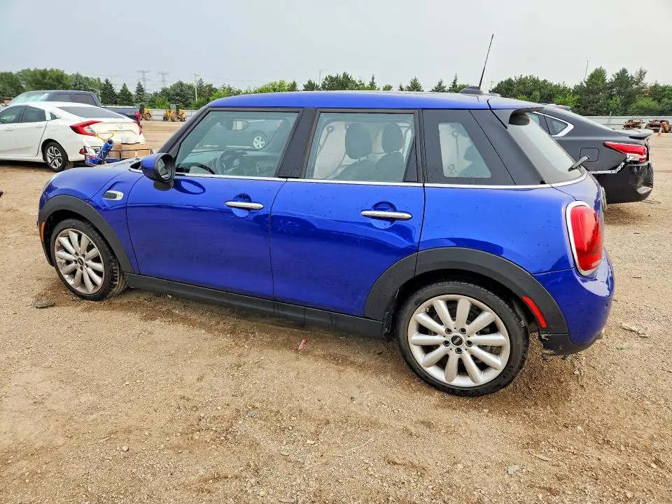 2021 MINI COOPER   