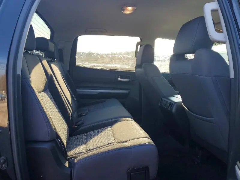 2021 TOYOTA TUNDRA CREWMAX SR5  