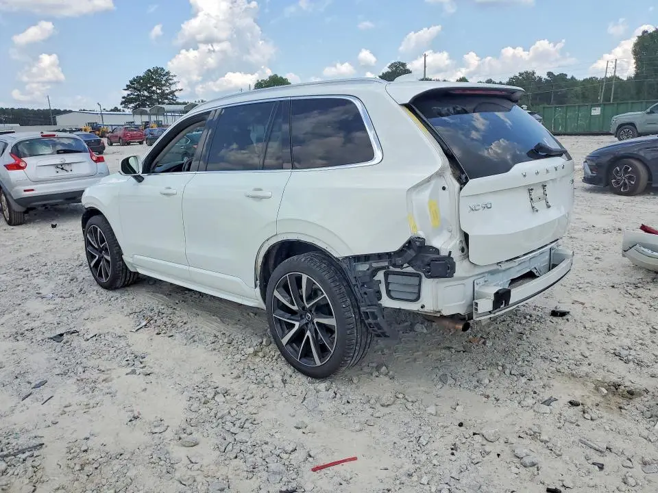 2021 VOLVO XC90 T6 MOMENTUM  