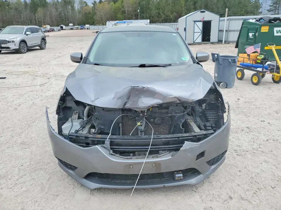 2019 NISSAN SENTRA SV  