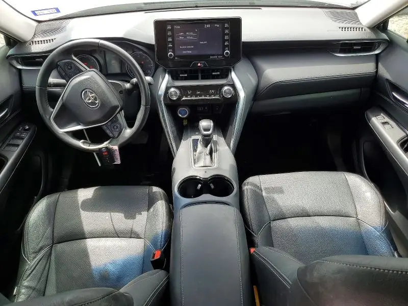 2021 TOYOTA VENZA LE  