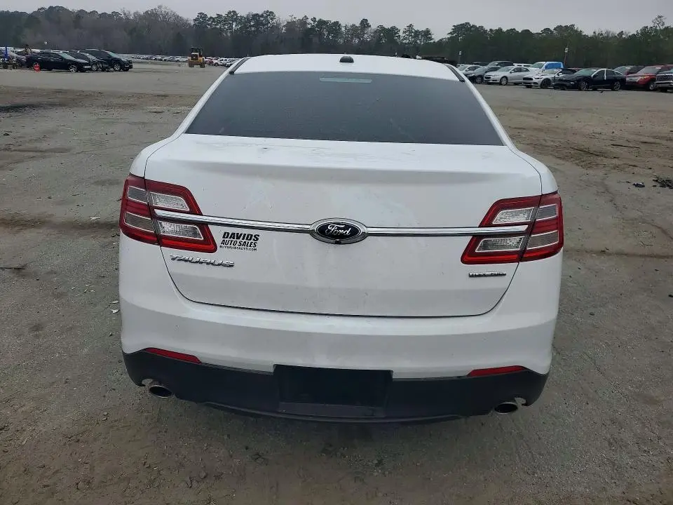 2017 FORD TAURUS SE  