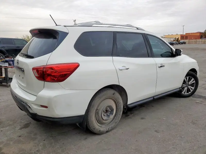 2018 NISSAN PATHFINDER S  