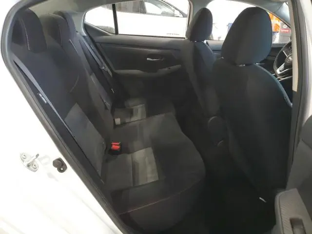 2024 NISSAN SENTRA SR  