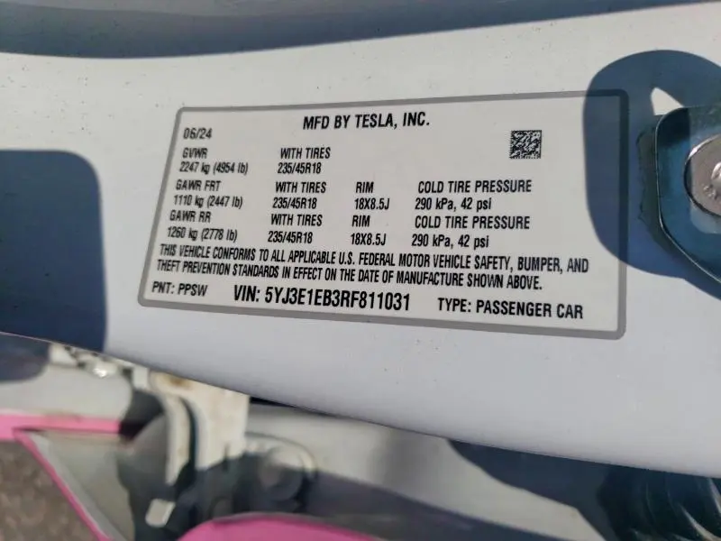2024 TESLA MODEL 3   