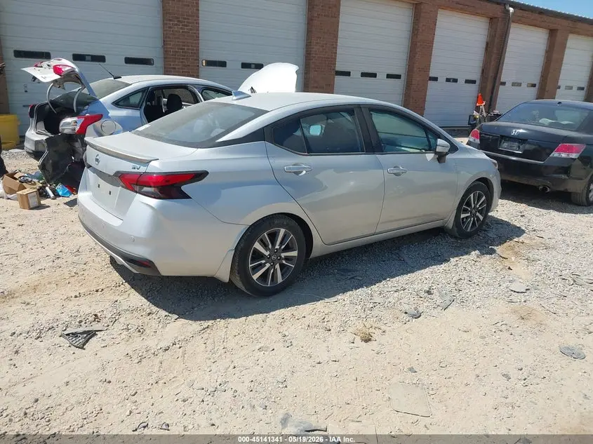 2020 NISSAN VERSA SV XTRONIC CVT