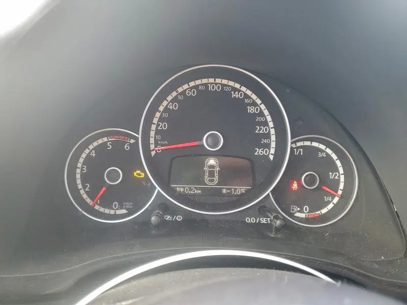 2014 VOLKSWAGEN BEETLE   