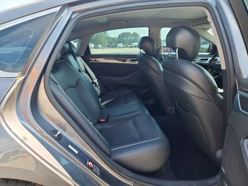 2016 HYUNDAI GENESIS 3.8L  