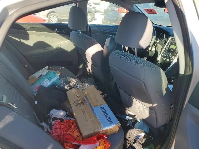 2011 HYUNDAI SONATA GLS  