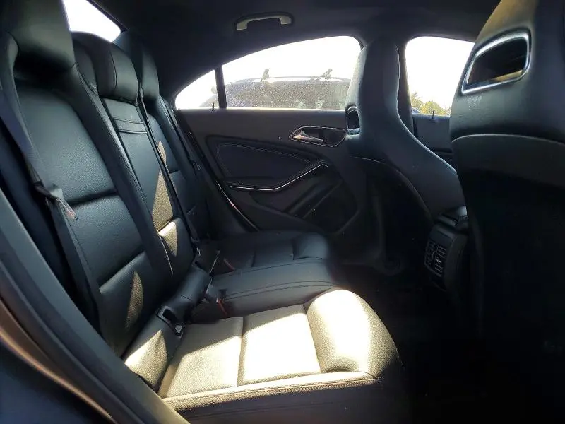 2015 MERCEDES-BENZ CLA 250 4MATIC  