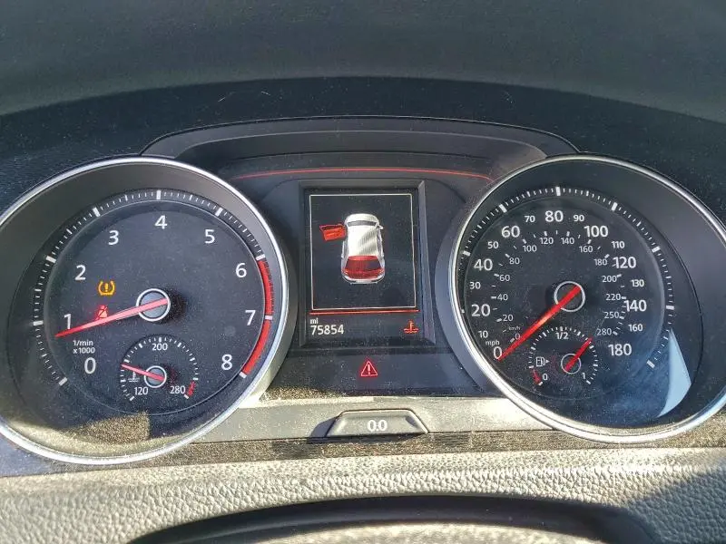 2017 VOLKSWAGEN GTI S/SE  