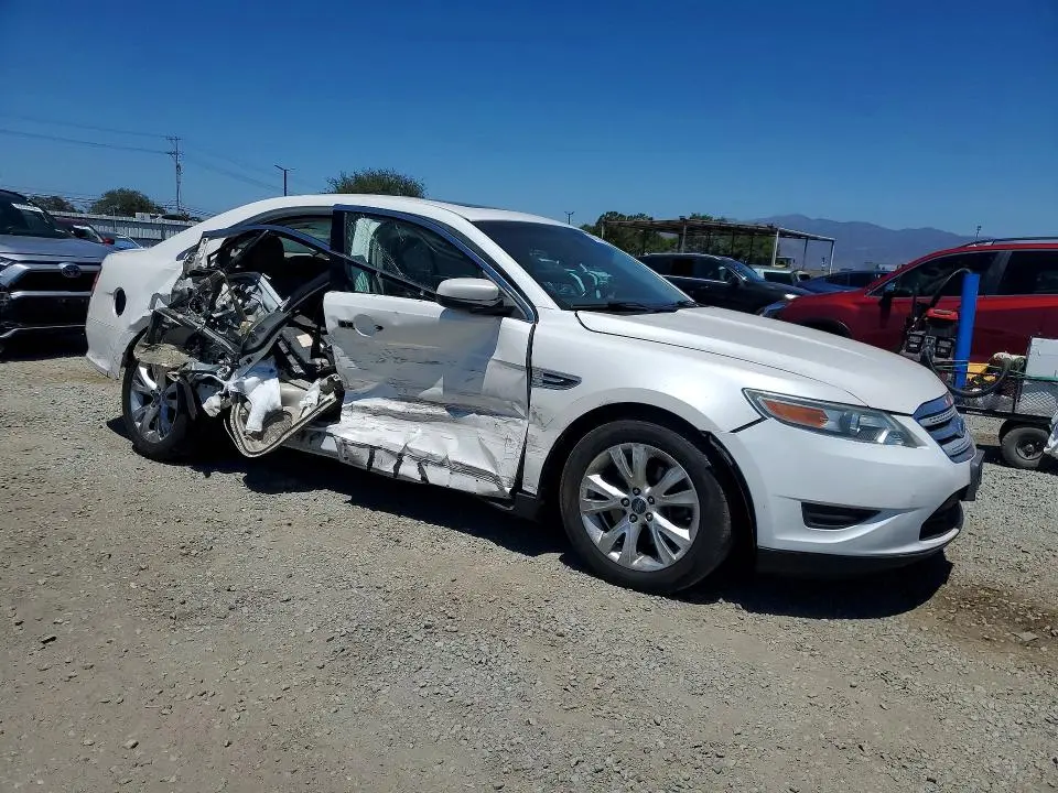 2012 FORD TAURUS SEL  