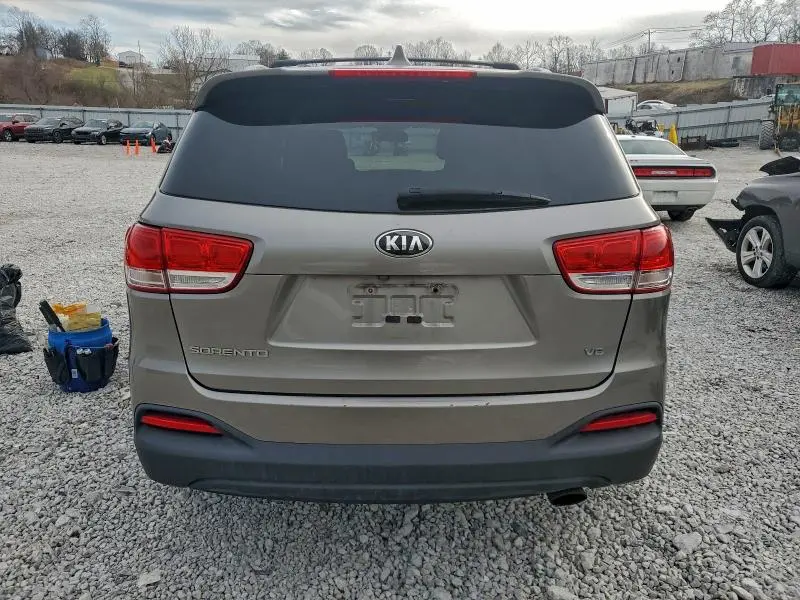2016 KIA SORENTO LX  