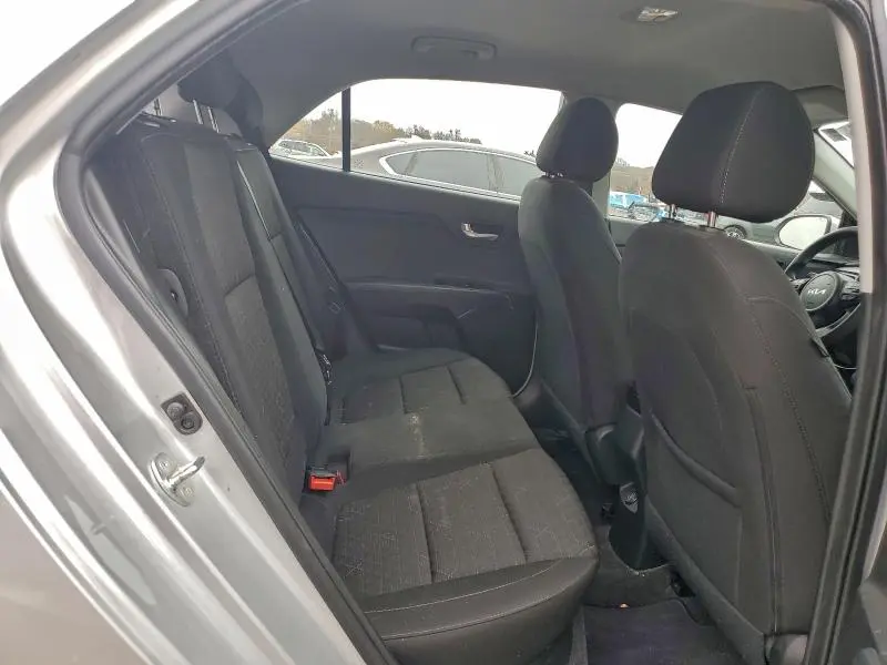 2023 KIA RIO S  