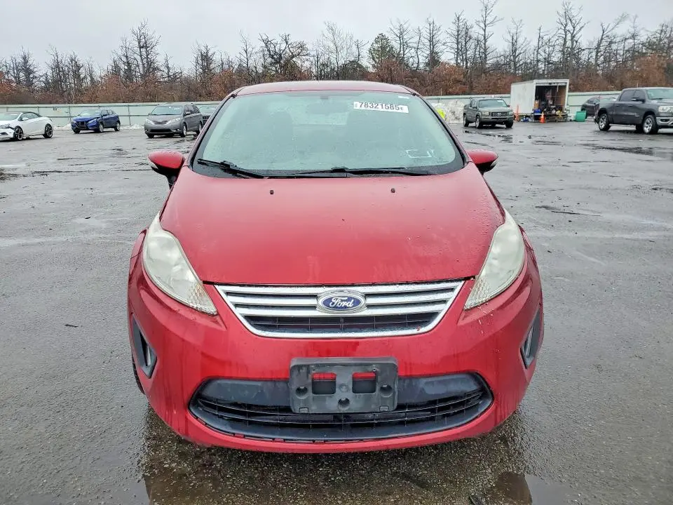 2013 FORD FIESTA SE  