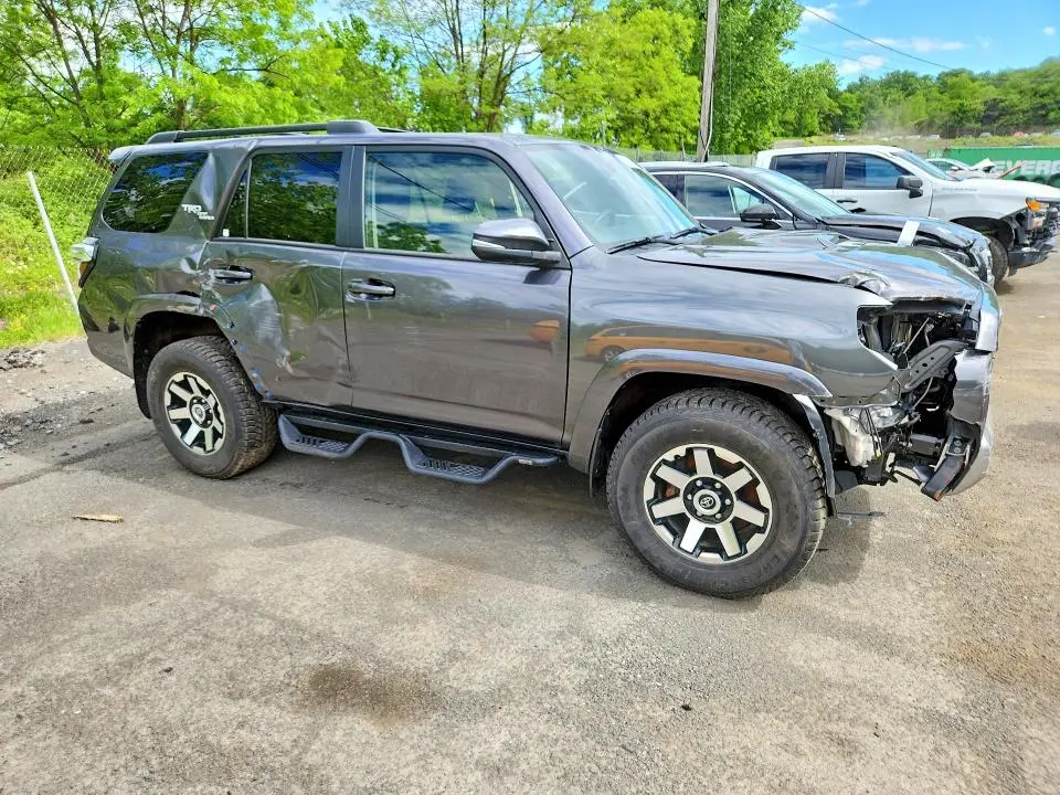2023 TOYOTA 4RUNNER TRD OFF-ROAD PREMIUM  