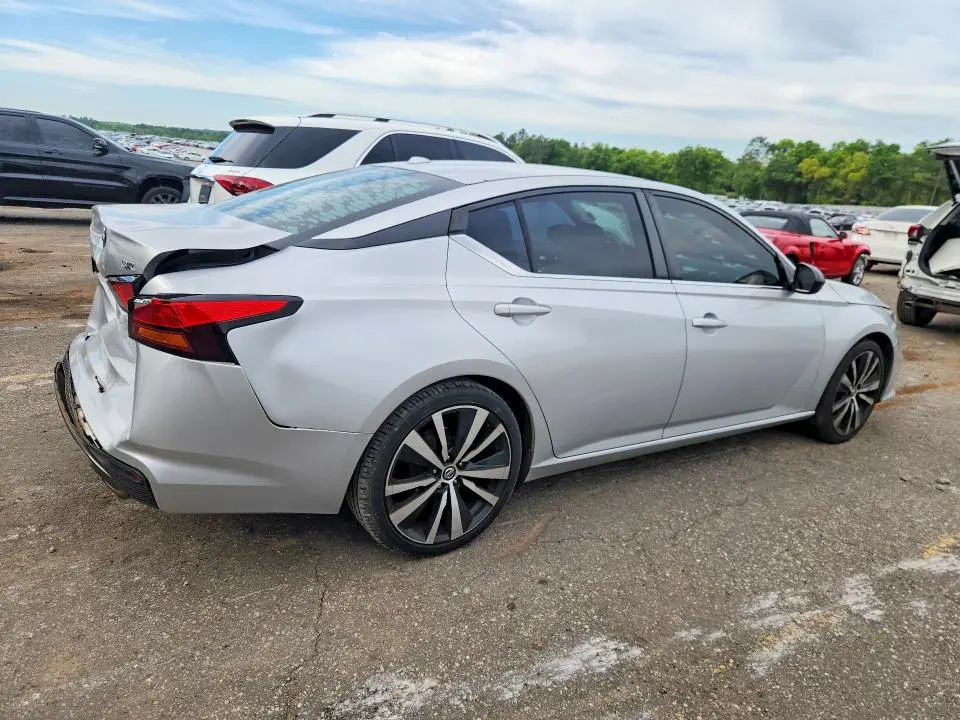 2019 NISSAN ALTIMA 2.5 SR  