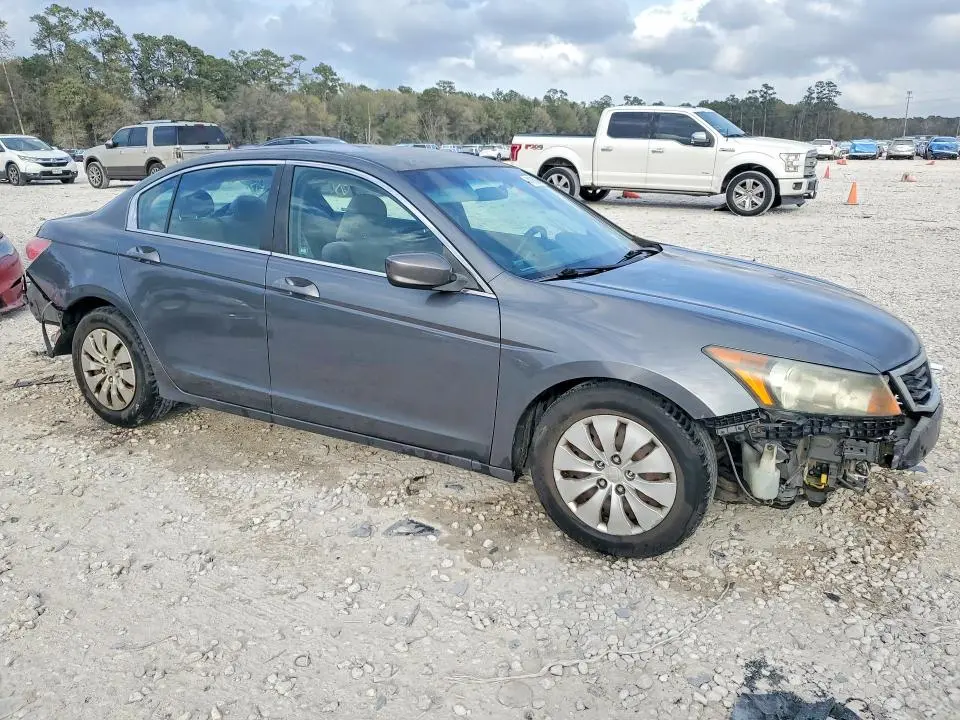 2010 HONDA ACCORD LX  