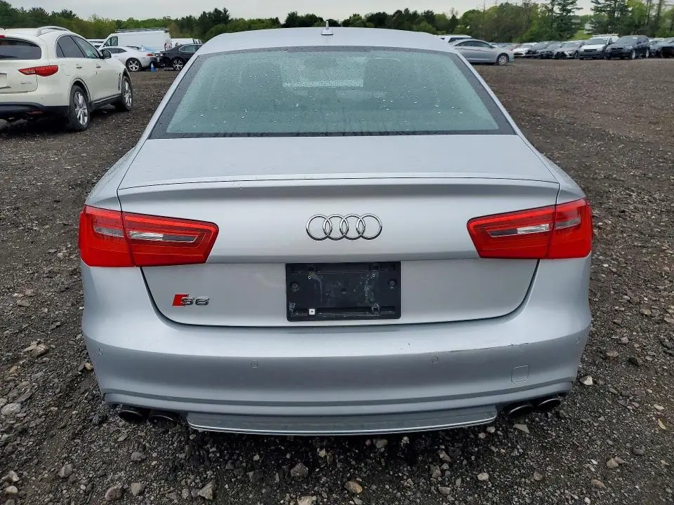2015 AUDI S6   