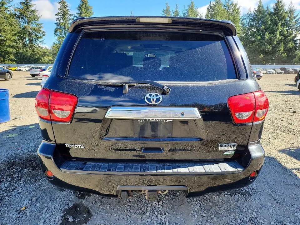 2010 TOYOTA SEQUOIA PLATINUM  