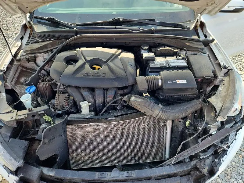 2018 HYUNDAI ELANTRA GT BASE  