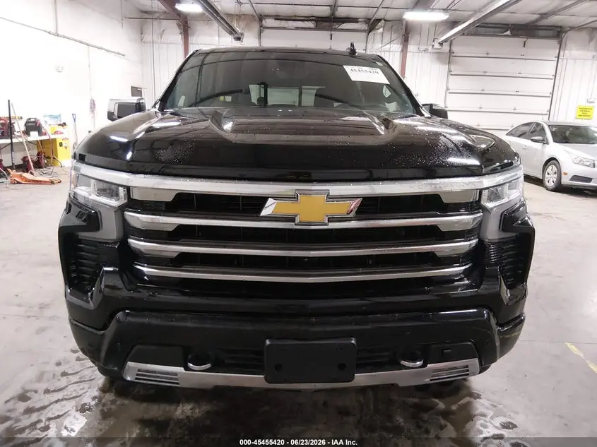 2024 CHEVROLET SILVERADO 1500 4WD  SHORT BED HIGH COUNTRY