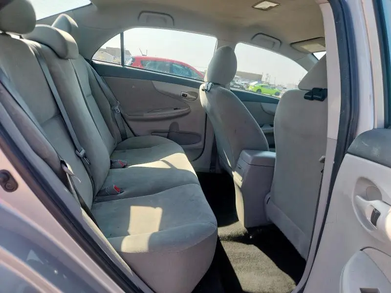 2013 TOYOTA COROLLA BASE  