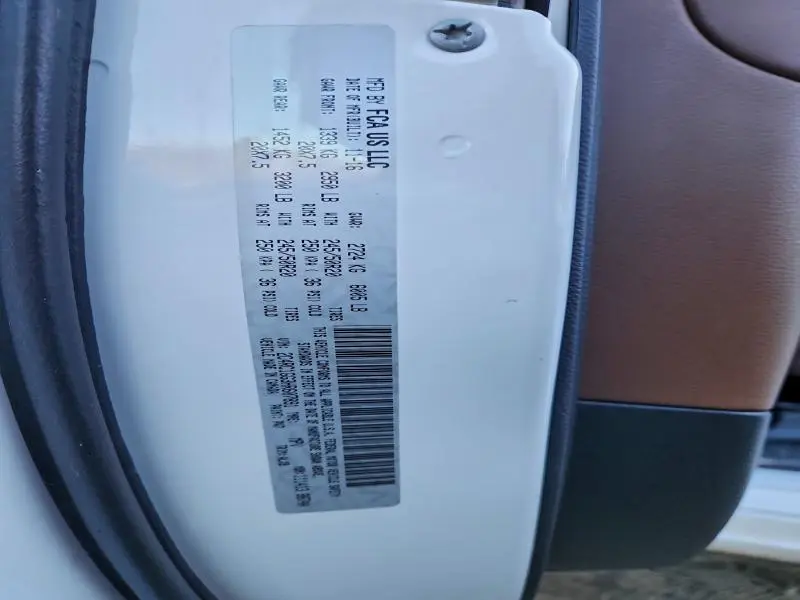 2017 CHRYSLER PACIFICA LIMITED  