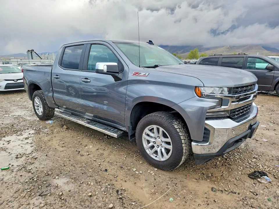 2020 CHEVROLET SILVERADO K1500 LT  