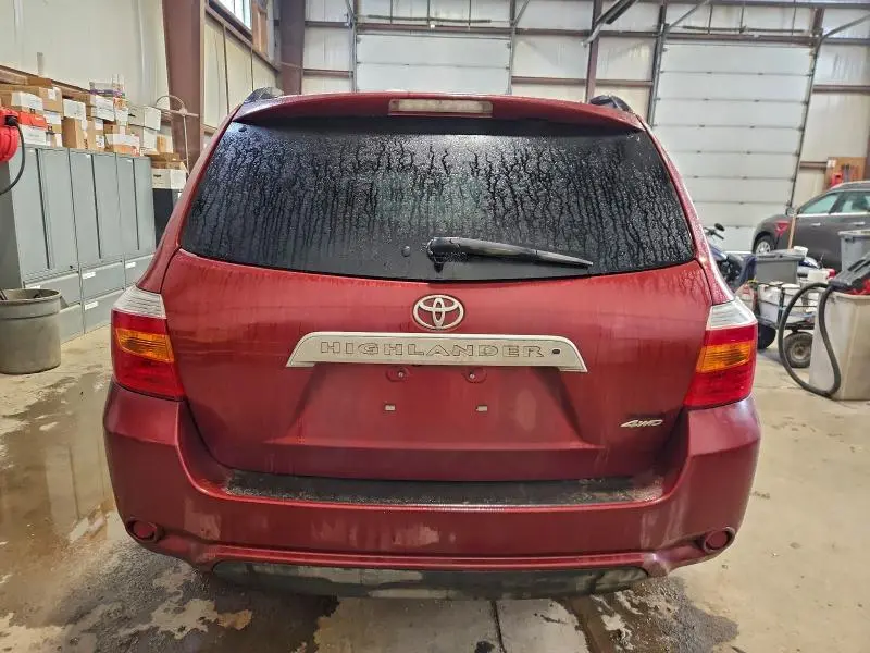 2010 TOYOTA HIGHLANDER SE  