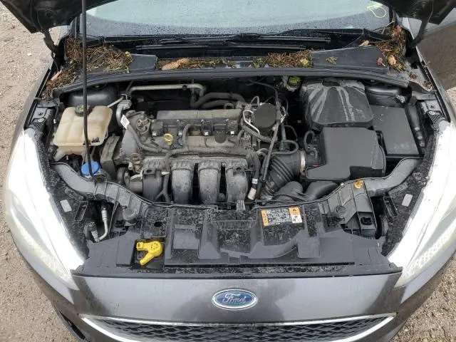 2016 FORD FOCUS SE  