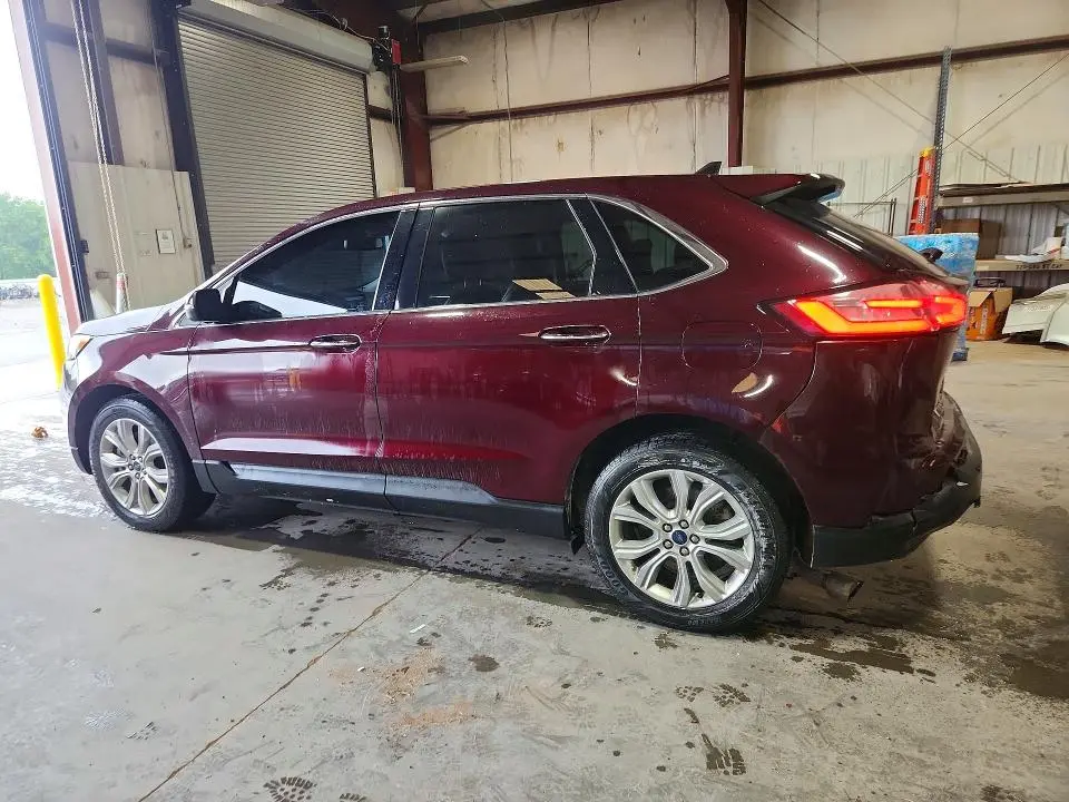 2022 FORD EDGE TITANIUM  
