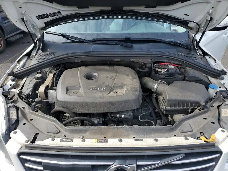 2017 VOLVO XC60 T5 INSCRIPTION  