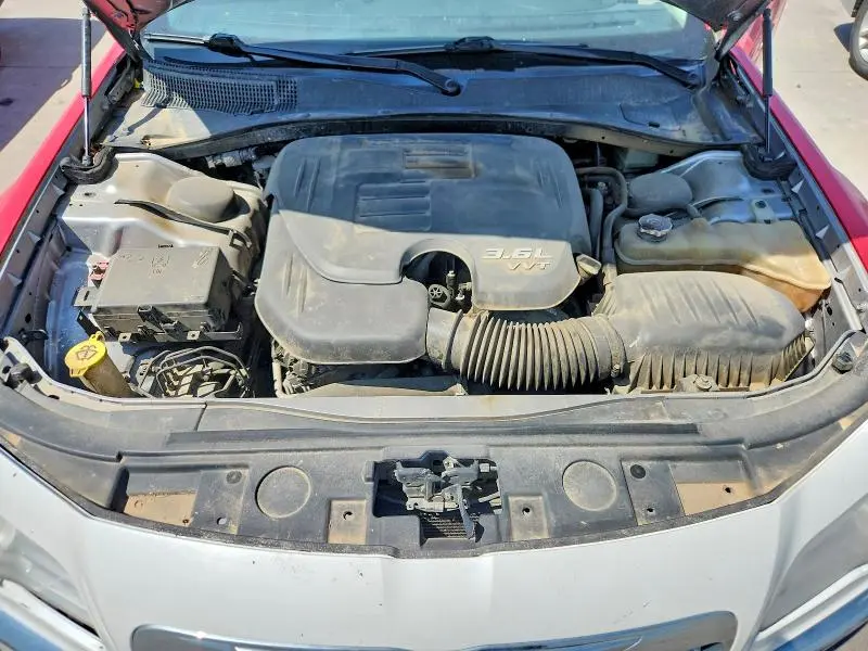 2017 CHRYSLER 300 LIMITED  