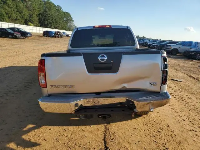 2010 NISSAN FRONTIER CREW CAB SE  