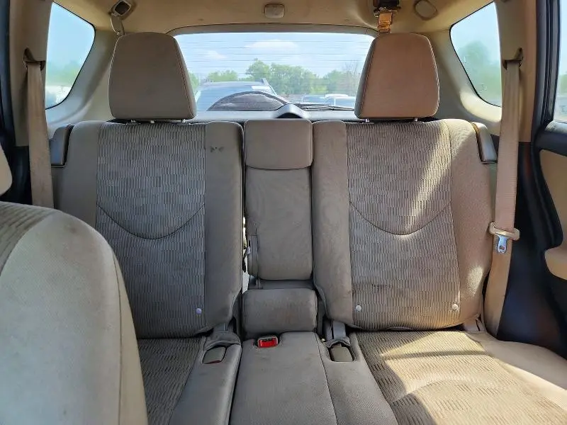 2011 TOYOTA RAV4 BASE  