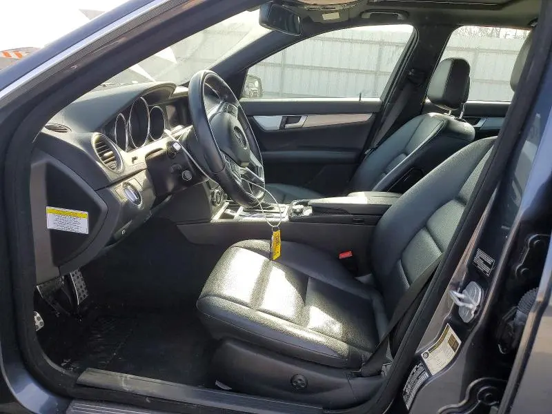 2013 MERCEDES-BENZ C 250  
