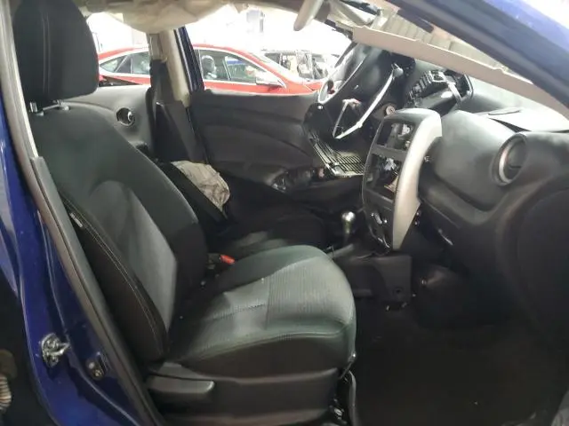 2019 NISSAN VERSA S  