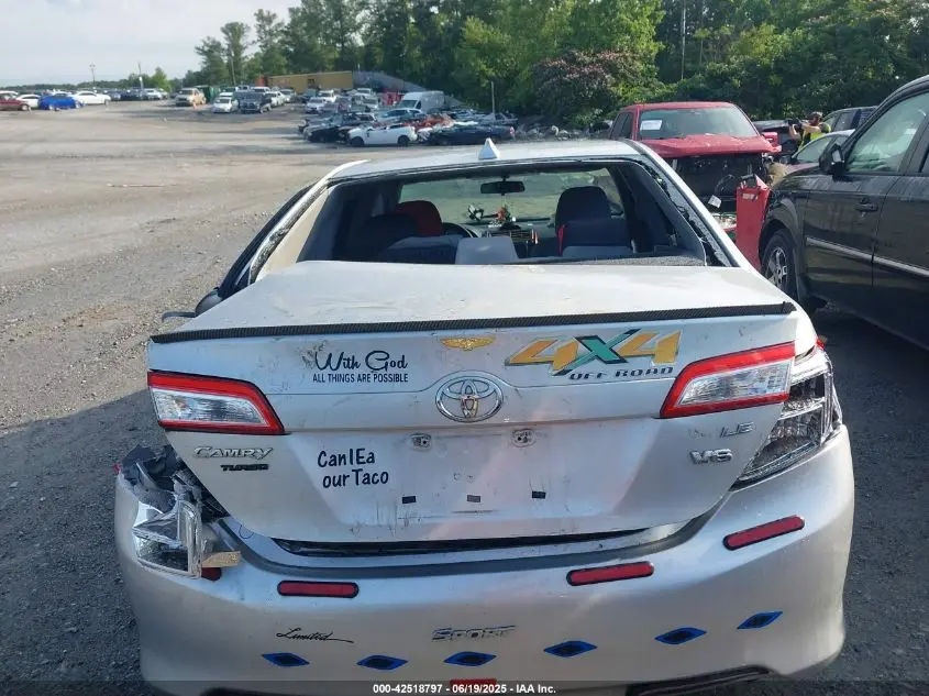 2012 TOYOTA CAMRY LE