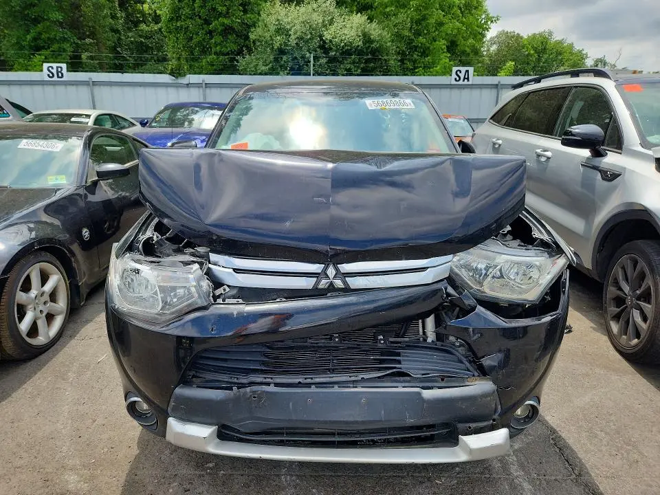 2015 MITSUBISHI OUTLANDER SE  
