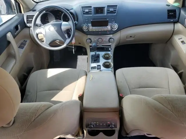 2011 TOYOTA HIGHLANDER BASE  