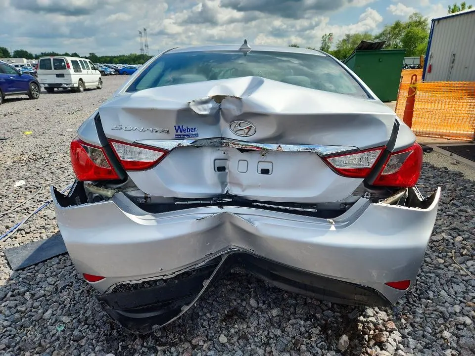 2014 HYUNDAI SONATA GLS  