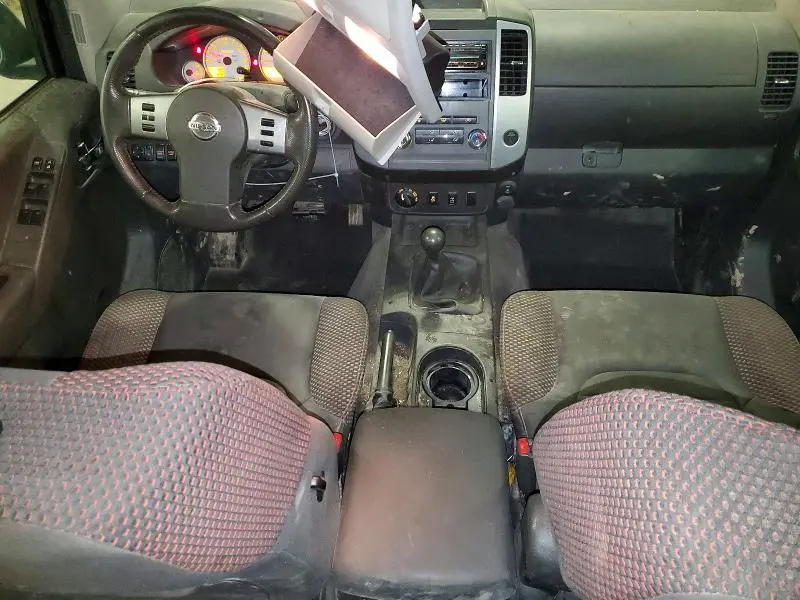 2012 NISSAN FRONTIER S  