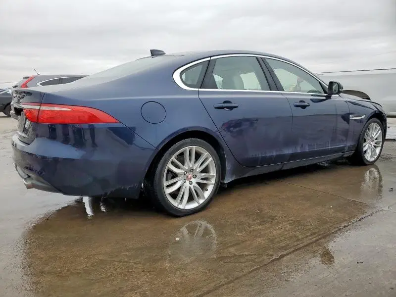 2016 JAGUAR XF PRESTIGE  