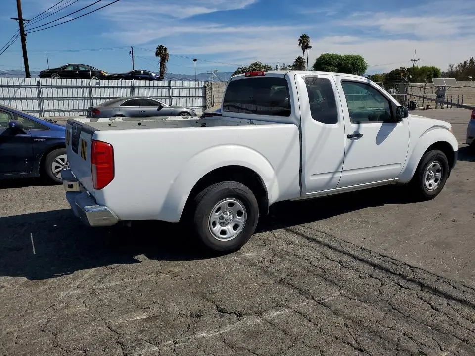 2012 NISSAN FRONTIER S  
