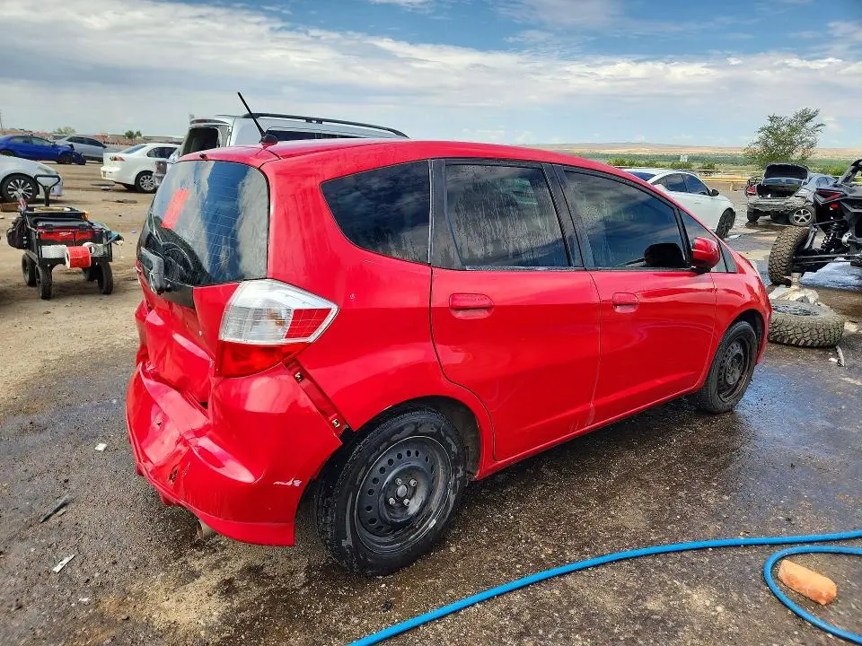 2013 HONDA FIT   