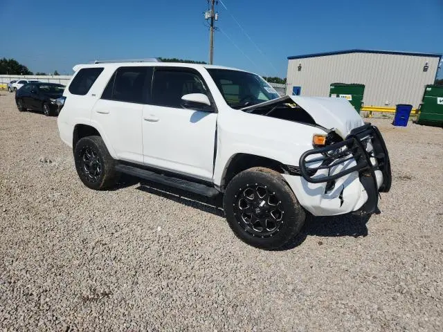 2016 TOYOTA 4RUNNER SR5  