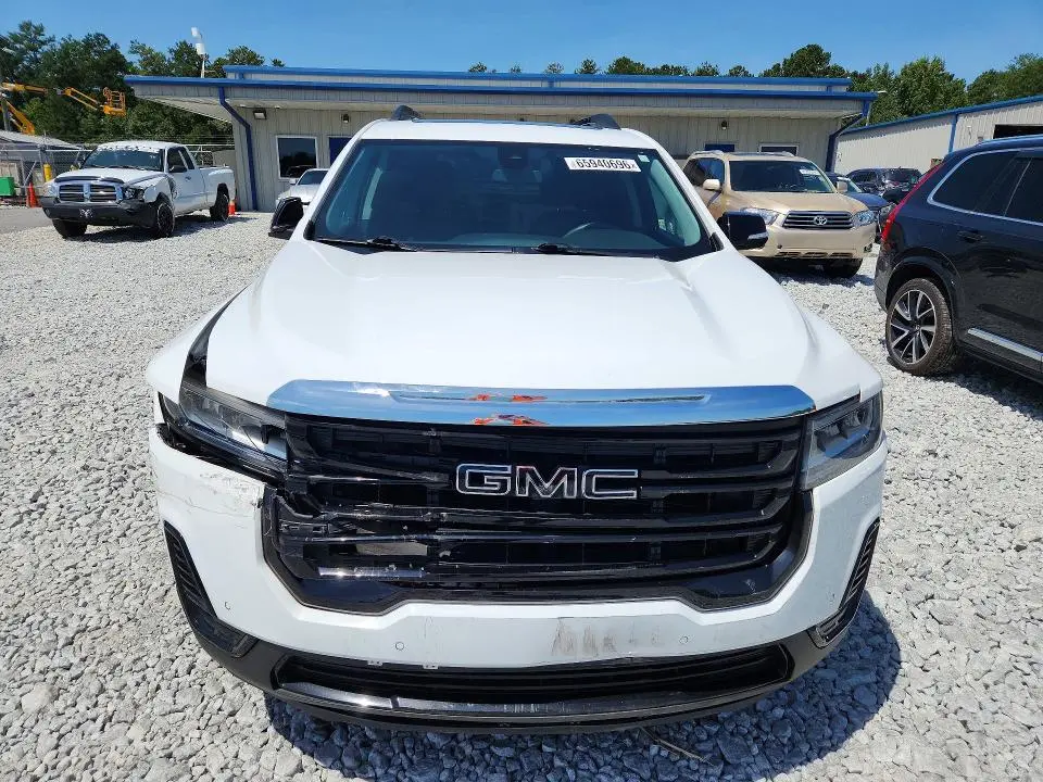 2022 GMC ACADIA SLE  